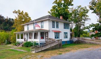 101 Davis, Alderson, WV 24910