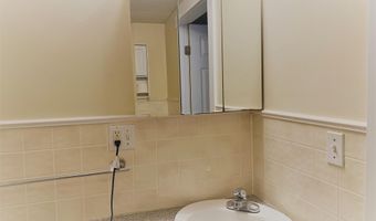 27 Wesley St, Bath, ME 04530