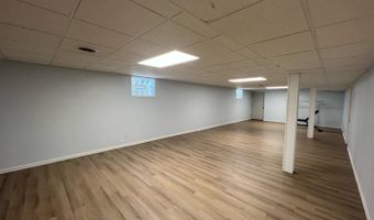 310 Arlington Dr, Batesville, IN 47006