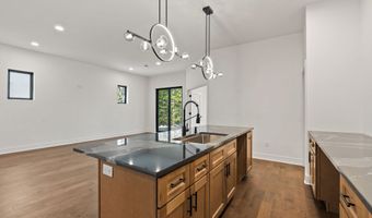 215 Whisper Ridge Dr, Bigfork, MT 59911