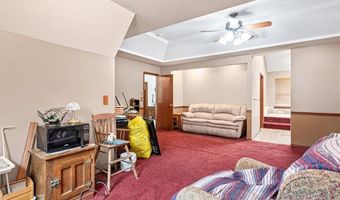 15120 Briarwood Dr, Basehor, KS 66007