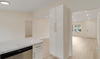 2555 Flosden Rd Unit: 8, American Canyon, CA 94503