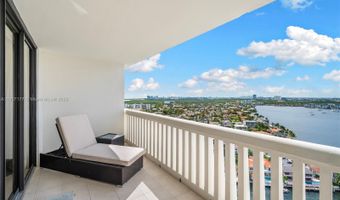 1000 W Island Blvd 2407, Aventura, FL 33160
