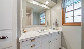 16390 SE HILLSIDE Ln, Milwaukie, OR 97267