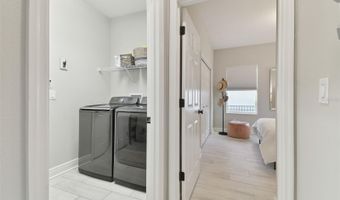 5424 SILVER SUN Dr, Apollo Beach, FL 33572