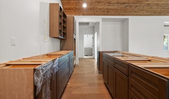 33542 Westview Dr, Bigfork, MT 59911