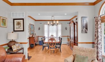 928 Seaman Ave, Beachwood, NJ 08722