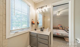 2823 Whiting Ave, Charlotte, NC 28205