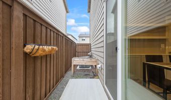 2561 NE Purcell Blvd, Bend, OR 97701