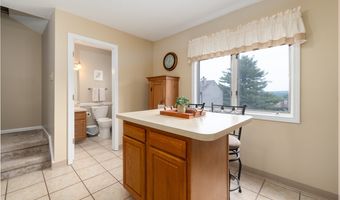 489 Wolcott St 81, Bristol, CT 06010