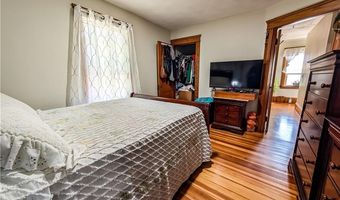 58 Richard St, Cranston, RI 02910