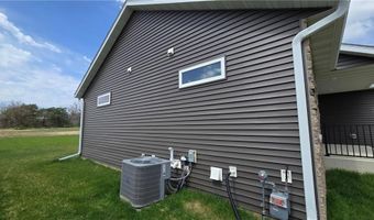 1309 18th St NE, Austin, MN 55912