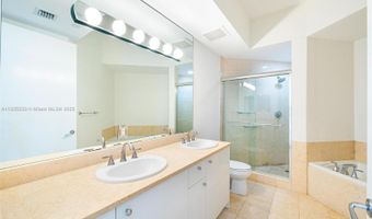 20000 E Country Club Dr TS02, Aventura, FL 33180