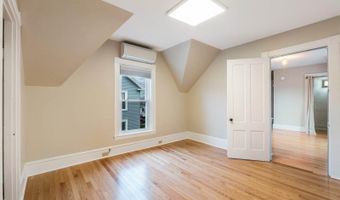32 Webster Ave, Bangor, ME 04401