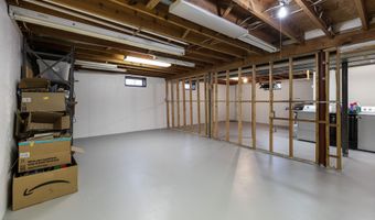 111 Hurstland Dr, Bardstown, KY 40004