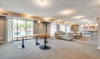 200 N PICKETT St 308, Alexandria, VA 22304