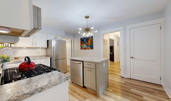 11 Southern Ave, Augusta, ME 04330