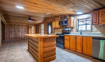 10064 Dummy Line Rd, Batesville, MS 38606