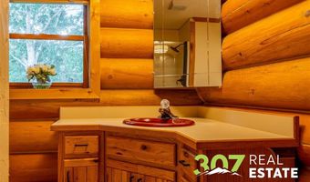 9 Falcon Dr, Cody, WY 82414