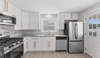 27 Norman St, Cumberland, RI 02864