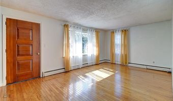 11 Golden Blvd, North Smithfield, RI 02896