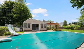 48 Piedmont St, Woonsocket, RI 02895
