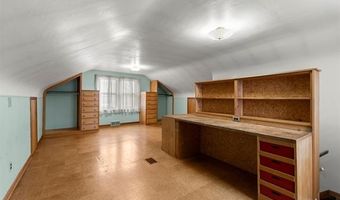 9881 Quandt Ave, Allen Park, MI 48101