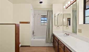 8525 Wildflower Ln, Agua Dulce, CA 91390