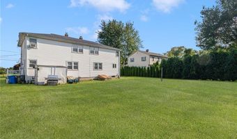 9 Chestnut Hill Rd B, Middletown, RI 02842