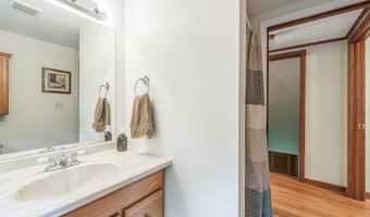 88 Rosemary Ln, Bristol, CT 06010