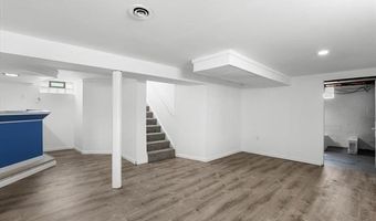14535 Russell Ave, Allen Park, MI 48101