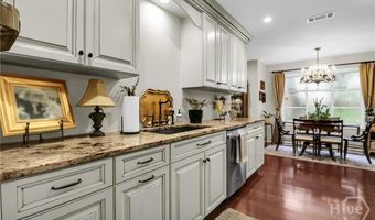6 Cozy Bluff Rd, Savannah, GA 31410