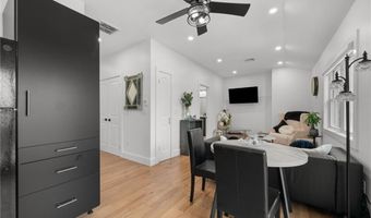 97 Eustis Ave 2, Newport, RI 02840