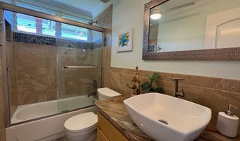 73 LIHAU St, Kapaa, HI 96746