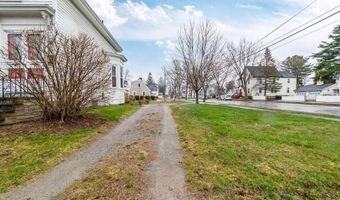 32 Webster Ave, Bangor, ME 04401