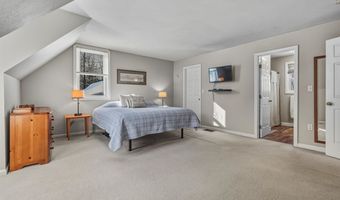 9 Mosher Dr, Brookline, NH 03033