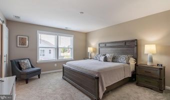 12610 ROSENCRANS Dr, Hagerstown, MD 21740