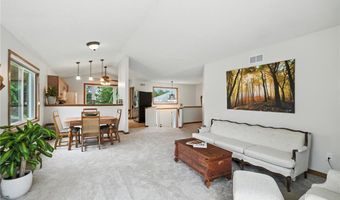 15913 Garrett Dr, Apple Valley, MN 55124
