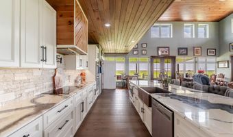 6792 Maine Rd, Anton, TX 79313