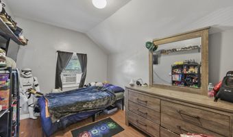 27 Albert St, Adams, MA 01220