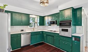 319 Polk St, Anoka, MN 55303