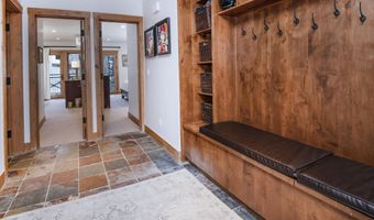 63 Avondale Ln R-213, Beaver Creek, CO 81620