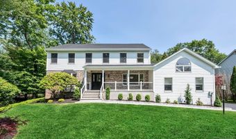 31 Gloria Dr, Allendale, NJ 07401