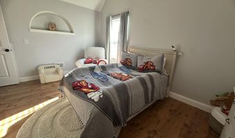 1008 Anchor Ave, Beachwood, NJ 08722