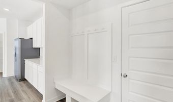 4390 Red Pine Dr, Bargersville, IN 46106