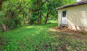 1015 E ELDORADO St, Appleton, WI 54911