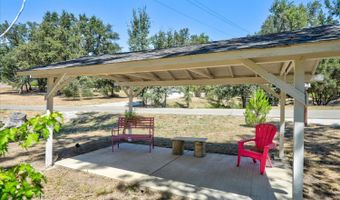45241 Dillon Dr, Ahwahnee, CA 93601
