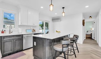 728 NEPTUNE Ave, Beachwood, NJ 08722