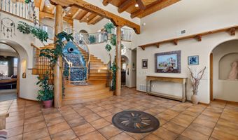 650 Barnett Dr, Bosque Farms, NM 87068