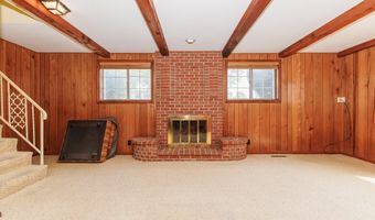 3219 Greenbriar Rd, Anderson, IN 46011